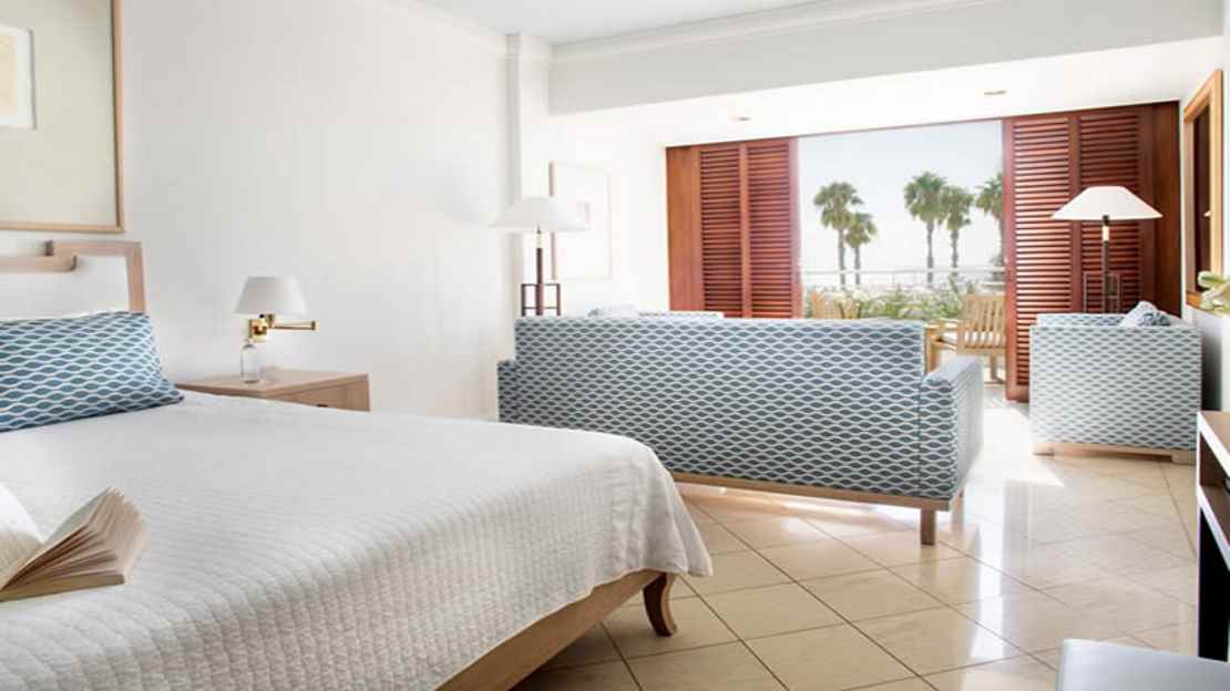 Studio Suite with Sea View